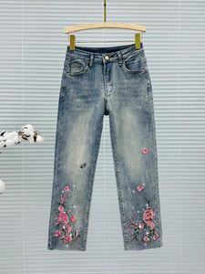 Kvinnors jeans vintage broderi strass raka kvinnor 2024 vårens sommarbyxor hög midja smala passform rökrör beskurna byxor