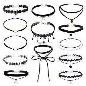 Hänge halsband Ny pop ihålig svart läder sammet choker halsband lager smycken goth halsband för kvinnor choker benben halsband 240330