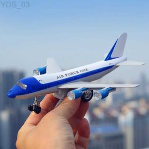 Flygplan Modle 7 tum Air Force One Alloy Airplane Model Toy Metal Diecast Aircraft With Sound Light Pull Back Toys For Boys Birthday Presents YQ240401