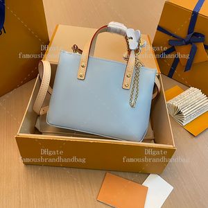 Дизайнерская сумка Crossbody PM 22CM Vernis Сумки из воловьей кожи Дизайнерская сумка 10A Зеркальное качество Роскошная сумка через плечо Женская с коробкой L306