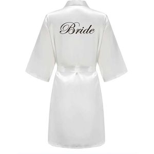 Uges sexy Pyjamas Hochzeit Braut Brautjungfer Robe Dressing Kleid sexy Frauen Badebadematte Nachthemd Kurzzeitekleidung Lässige Blume Kimono Geisha M L xl 2404101