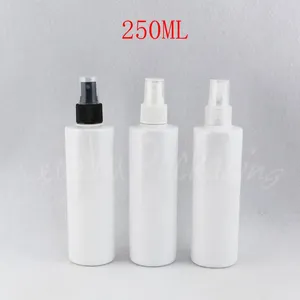 Bottiglie di stoccaggio Bottiglia di plastica bianca da 250 ml con pompa spray Confezione di toner/acqua 250CC Contenitore cosmetico vuoto (25 PC/lotto)