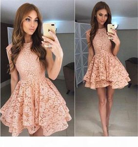 Vintage Blush Lace Floral Short Prom Homecoming Dresses 2019 Layers kjolar Moderna ärmlös juvelhals mini Evening Party Cocktai1645840