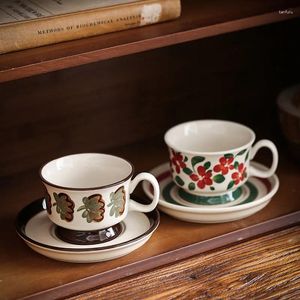 Tumblers 1PC 220ml Vintage Luxury Coffee Mug Set Flower Pattern Ceramic Cup With Plate Reuseful Latte Juice Milk For Office Restauran