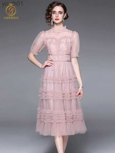 Grundläggande avslappnade klänningar HMA Ny modedesigner Runway Summer Pink Mesh Dress Womens Puff Sleeve Ruffles Vacation Elegant Long Vestidos YQ240402