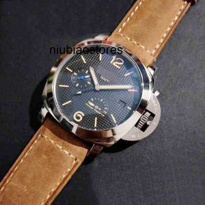 Högkvalitativ modeklocka Luxury Watch Classic Men Automatic Mechanical Sapphire rostfritt stål Brown Leather Power Reserve Luminous WMX4