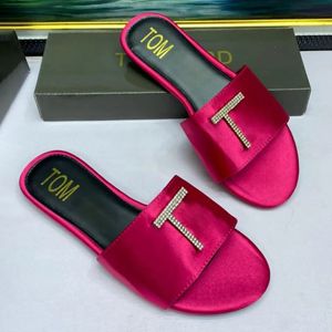 Chinelos de praia homens tom mius ford preto slide de couro clássico flip flop DHgate miui designer feminino sandália verão sliders luxo sandale salto plano loafer mule