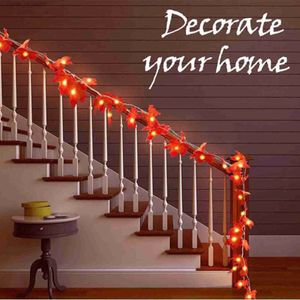 Cordas LED Halloween Fairy String Lights 20FT 40LEDs Maple Leaf Shaped Pendurado Branco Quente À Prova D 'Água Bateria Operat Luz Decorativa YQ240401