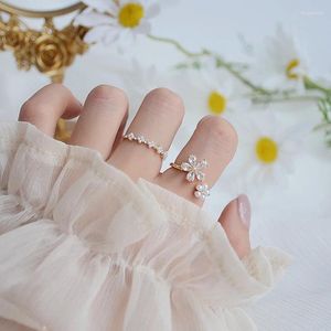 Cluster Rings Simple Zircon Flower Pearl Opening Ring Elegant Women's Party Cocktail Jewelry Accessories Adjustable Anniversary Gift