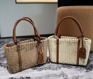 Heiße klassische Dreieck-Label-Stroh-Einkaufstasche, Designer-Handtasche, Luxus-Marken-Umhängetasche, Damen-Geldbörse, Schlüsseltasche, Schultasche 2024