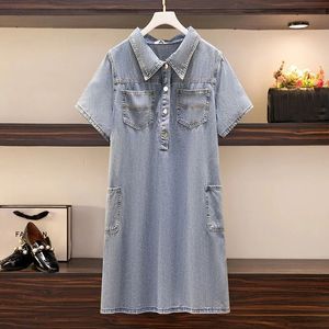 150kg artı beden yazları yaz gevşek vintage polo yaka göğüslü yarım plaket iş giysisi denim gömlek elbisesi 5xl 6xl 7xl 8xl 9xl 240327