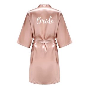 H470 Sexig pyjamas bröllop brud brudtärnor kläder för kvinnor brud party gåvor lag klänning klänning silk satin sömnkläder kimono sexig sommarbadrobe 2404101