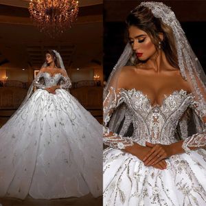 Klasyczne sukienki ślubne Ball Applique 3D-Floral koronkowe długie rękawy Tiul Kaplica Suknia Kaplica Backless Made Custom Bridal Plus Size Vestidos de Novia