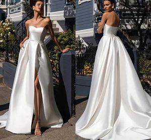 Biała nowoczesna prosta satyna Suknie ślubne dla panny młodej Sweet Secid Necke Imperium Talia moda moda ślubna Seksowne wysokie podziel