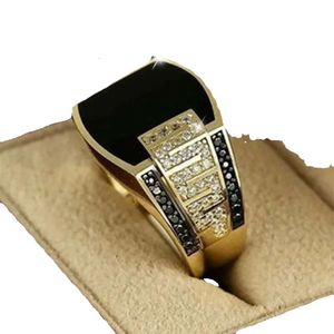 Anel masculino clássico moda metal cor dourada incrustada pedra preta zircão punk anéis para homens