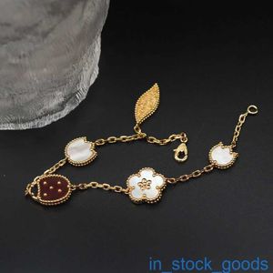 Luxury Top Fine Brand Bangle for Women Vanclef Precision Edition Seven Star Ladybug Five Flower Bracelet Womens Light Luxury Electroplated k Gold Bracelet