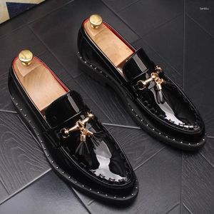 Casual Shoes Men luksus mody biznesowy ślub formalny sukienka patentowa skórzana oddychająca wsuwana frędzl