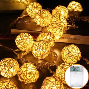 LED String Rattan Ball String Işık Çelenk Lamba Peri Işıkları 5cm Noel Noel Noelleri Tatil Partisi Düğün Dekorasyonu YQ240401