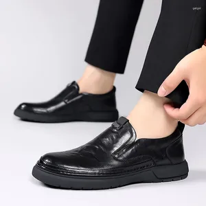 Sapatos casuais de couro de luxo masculino casamento formal estilo britânico negócios mocassins deslizamento no vestido tamanho 38-44