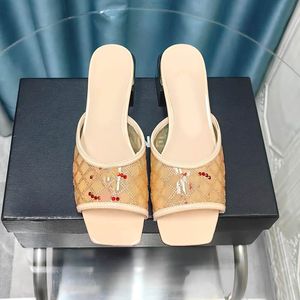 Crystal Mule Shoes Women Designer Slides Slippers Summer Low Heels Sandals Transparent Room Mules Sliders Slipper Lambskin Comfort Heels Shoes Beach Pool Shoes