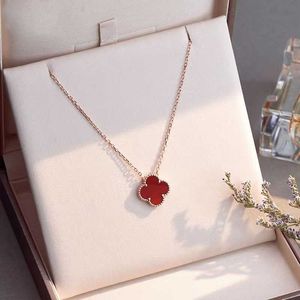 Hot High version Van Clover Necklace womens double-sided natural red agate pendant collarbone chain