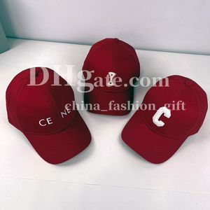 Klassisk duk hatt designer broderad hatt röd baseball mössa för män kvinnor vår sommaren casual hatt semester solskyddshatt