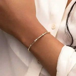 Catena 2024 delicato colore oro moda donna gioielli pavimentato geometrico CZ bianco blu rosa zirconia fascia braccialetti aperti braccialetto regali Q240401