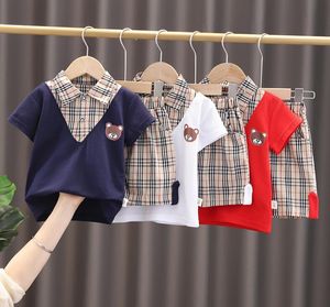 Çocuk tasarımcı kıyafetleri erkek bebek kız giyim setleri yaz kısa kollu ekose yaka tişörtlü şort seti