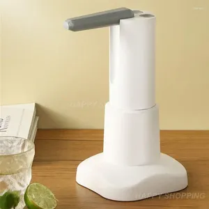 Rubinetti da cucina Pompa erogatrice automatica intelligente senza fili dell'acqua Interruttore per bottiglia portatile ricaricabile da un gallone di alta qualità