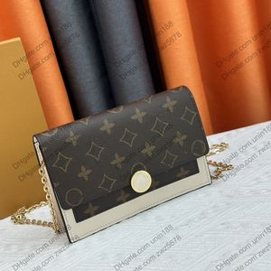 24SS 여성 휴대용 멍청이 가방 ol Ladies Luxury Designer 핸드백 카드 홀더 야외 여행 지갑 17cm