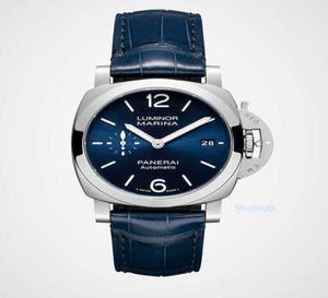 Herrsportklocka Designer Luxury Watch Panerrais Fiber Automatisk mekanisk klocka Navy Diving Series Hot Selling varor Uyk0