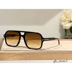 Tom Fords Sunglasses James Bond Tom Sunglasses Men Lunette De Soleil Women Brand Designer Sun Glasses Super Star Celebrity Driving Sunglass for Ladies Shades 885