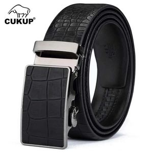 Belts CUKUP Mens Leather Cover Automatic Buckle Metal Belt High Quality Crocodile Belt Blue Cowboy Leather Accessories Belt NCK133 Mens Belt Q240401