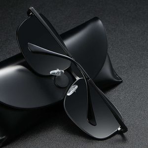 Designer Classic Sunglasses 2024 New Sunglasses Fashion Men's Square 207 Sunglasses Women's Metal Spring Leg Polarised Sunglasses