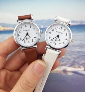 Wristwatches 2024 Fashion Women's Leather Strap Watches Casual Quartz Analog Round Dial Wrist Watch Simple Women