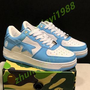 Topp män bapstas casual skor kvinna mode patent läder lyx bapsta sneaker svart vit meddelande utomhus tränare plattform designer sneakers chaussures z41