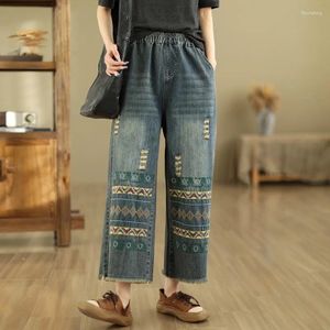 Damenjeans Vintage Stickerei Loch Frau 2024Frühling Gerade gebleichter, zerkratzter Denim gewaschene lässige Hose mit weitem Bein