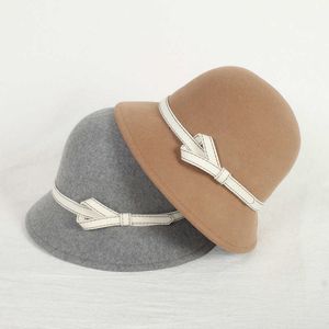 Autumn and Winter Wool Bowl Hat Fashionable Small Fragrance Fishing Man Hat Womens French Small Eaves Contrast Color Decorative Felt Hat