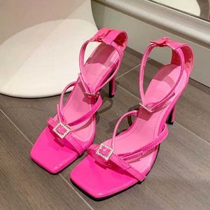 Klänningskor silvervita sandaler för kvinnor sommar 2024 Fashion Square Open Toe Zip Cover Heel Ladies Party Wedding Prom Shoes Stiletto H240401