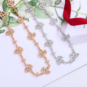 Leaf Necklace with Gold Inlaid High Carbon Diamond Clover Collarbone Chain, Exquisite Temperament, Simple and Versatile for Women