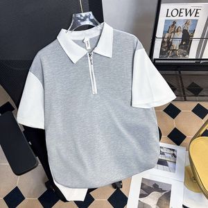 男の子用の偽のツーピースラペル半袖ポロ、トレンディな色ブロックハーフジッパーTシャツ、2024夏の新しいベースシャツ