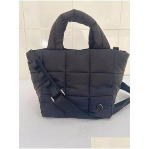 Açık çantalar ll kapitone puf spor tote çanta kadın aşağı tüy yastıklı uzay pamuk kış sıcak kova crossbody shodder 31 damla teslim otva9