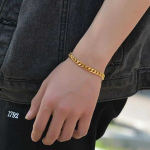 Chain New stainless steel golden Cuban bracelet for men and women fashionable hip-hop punk jewelry Brithday gift Q240401