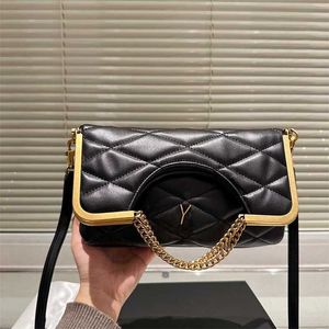 Şık y Mızraklı Deri Tote Çanta Kadınlar Siyah Tasarımcı Deri Lüks El Çantası Altın Zincir Omuz Crossbody Çantalar Çanta 230927