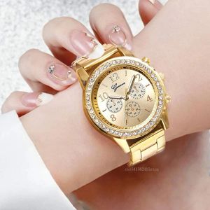 Armbandsur 2024 Fashion Women Diamond Rose Gold Watch Luxury Wristwatch Female Rostfri Steel Quartz Watches Clock