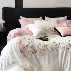 Conjuntos de cama Luxo Chic Flores Bordado Conjunto Longo Grampo Algodão Branco Duveta Capa Cama Folha Linho Fronha Home Têxtil