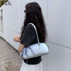 Ballet Style Bow Carrying Silver Handbag for Womens New Trendy Korean Underarm Bag with Large Capacity