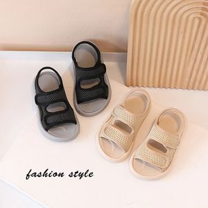 Strandschuhe, atmungsaktiv, weicher Boden, für Männer und Mädchen, Strandmode, koreanische Kindersandalen 240322