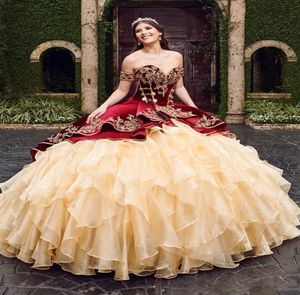 Nya Sweet 16 Sweetheart Bourgogne Ball Gown Quinceanera klänningar med broderi tiered kjolar spets upp golvlängd Vestido de Festa4774994