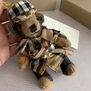 Hot Luxury Brands Kawaii Bear Keychain Cartoon Charm Vintage Toy Doll Car Ornaments Keyring for Women Bag Accessories Jewelry Giftsjapdjapd